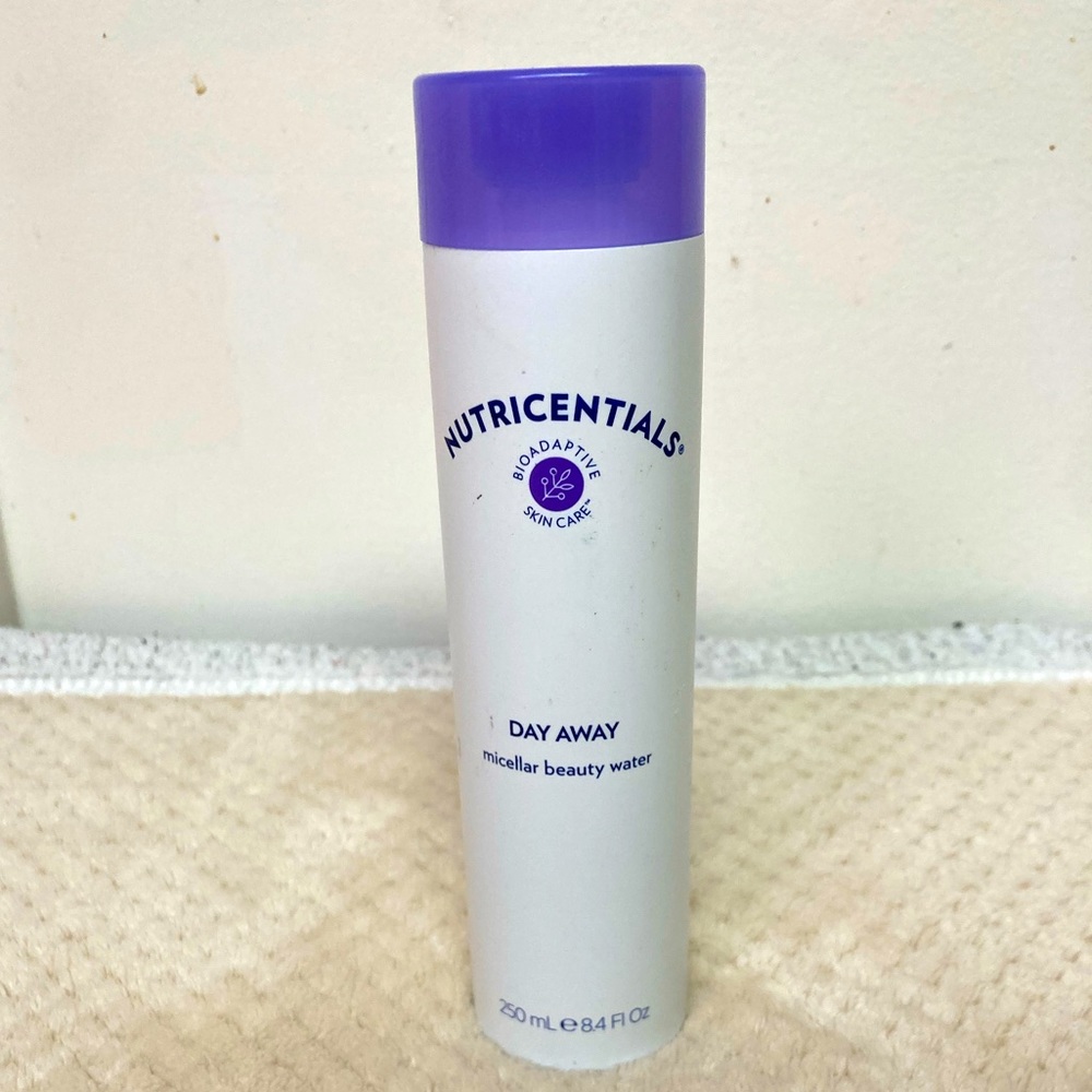 NuSkin Day Away Micellar Beauty Water NWOT